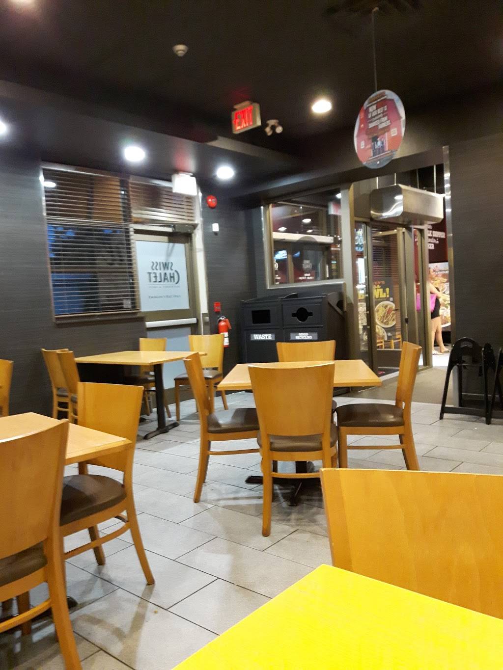 Swiss Chalet | restaurant | 2422 Fairview St, Burlington, ON L7R 2E4, Canada | 9056813336 OR +1 905-681-3336