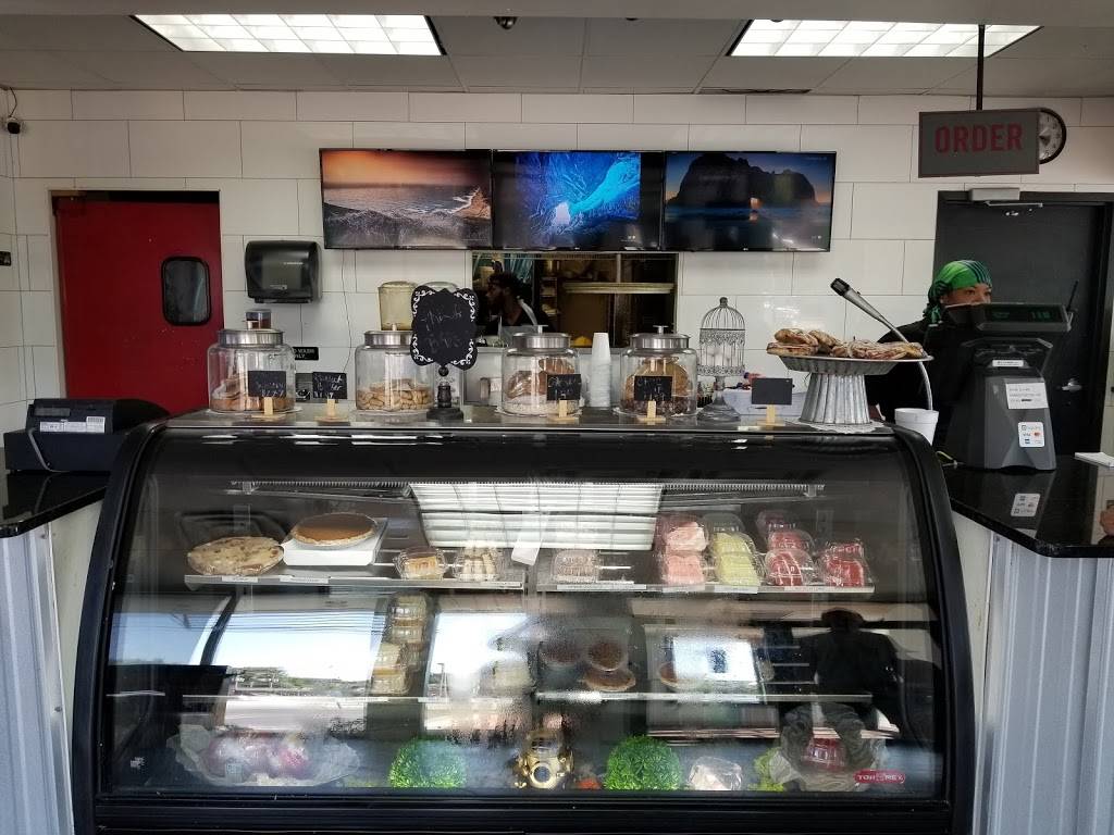 Ikhlas Seafoods and Pastries | restaurant | 871 Cleveland Ave, East Point, GA 30344, USA | 4047662808 OR +1 404-766-2808