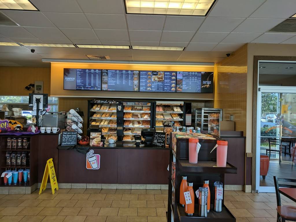 Dunkin | bakery | 2475 Cleveland Ave, Fort Myers, FL 33901, USA | 2394612700 OR +1 239-461-2700