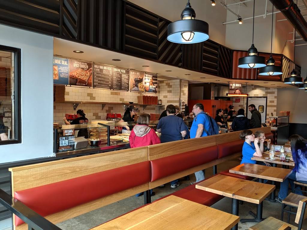 Blaze Pizza | meal takeaway | 310 Daniel Webster Hwy Suite 210A, Nashua, NH 03060, USA | 6038353574 OR +1 603-835-3574