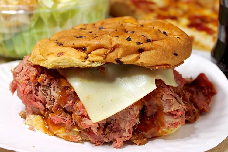 Salem House of Pizza | restaurant | 23 Endicott St, Salem, MA 01970, USA | 9787440017 OR +1 978-744-0017