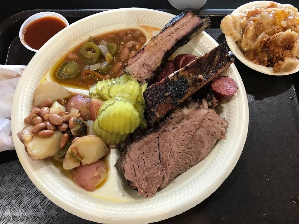 Up in Smoke BBQ | restaurant | I 35 Hwy NW, Hillsboro, TX 76645, USA | 2545820105 OR +1 254-582-0105