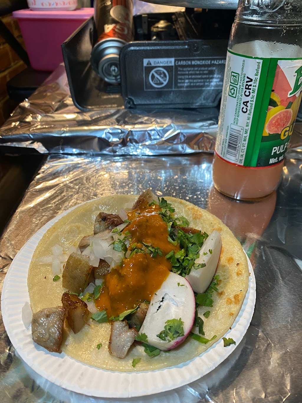 Tacos Yancui | restaurant | 45th Ave &, 80th St, Queens, NY 11373, USA | 7185933383 OR +1 718-593-3383