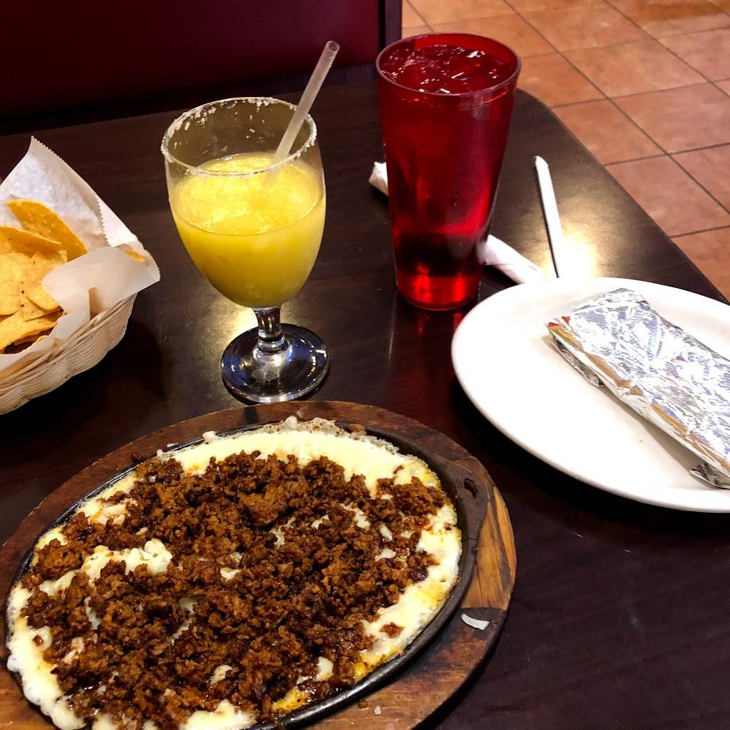 El Nopal | restaurant | 3945 Taylorsville Rd, Louisville, KY 40220, USA | 5024599061 OR +1 502-459-9061
