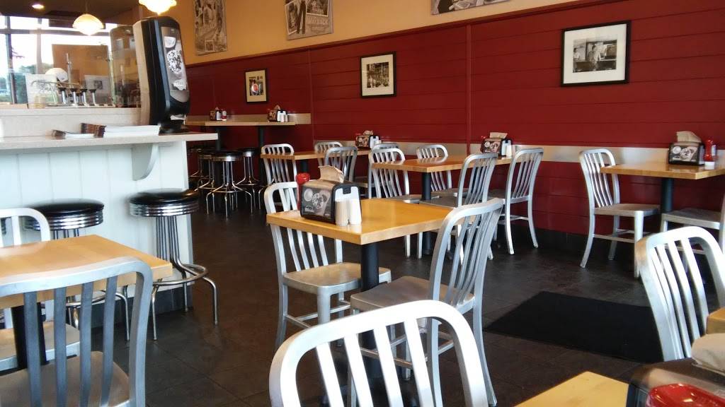 Wayback Burgers | restaurant | 807 Gap Newport Pike, Avondale, PA 19311, USA | 4847208486 OR +1 484-720-8486