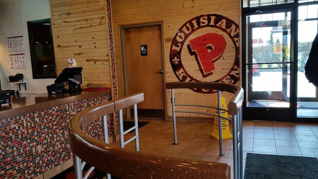 Popeyes Louisiana Kitchen | restaurant | 3214 Secor Rd, Toledo, OH 43606, USA | 4195367154 OR +1 419-536-7154