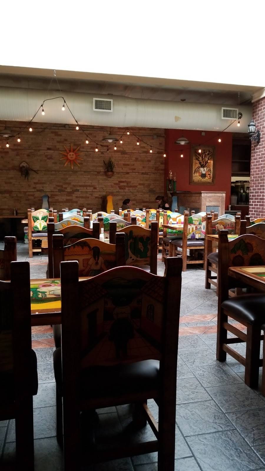 Presidente Mexican Kitchen | restaurant | 219 N Washington St, Green Bay, WI 54301, USA | 9204892945 OR +1 920-489-2945