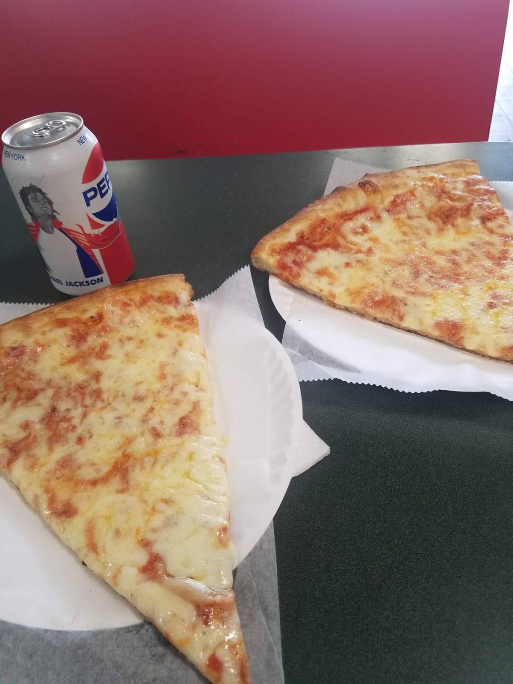 Captains | restaurant | 1056 Morris Park Ave, Bronx, NY 10461, USA | 7188245036 OR +1 718-824-5036