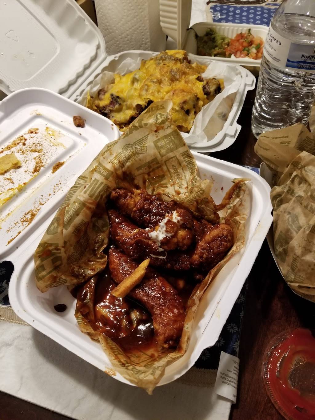 Wingstop | restaurant | 20201 Goshen Rd, Gaithersburg, MD 20879, USA | 3019779464 OR +1 301-977-9464