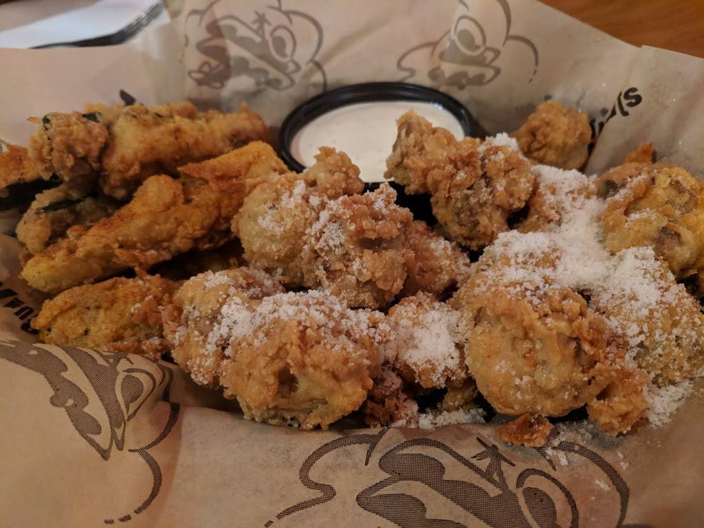 Wingnuts | restaurant | 1520 N Mountain Ave #111, Ontario, CA 91762, USA | 9093911500 OR +1 909-391-1500