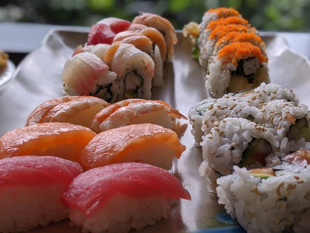 SUSHIOLOGY Lake Buena Vista | restaurant | 12211 Regency Village Dr #7, Orlando, FL 32821, USA | 4072394920 OR +1 407-239-4920