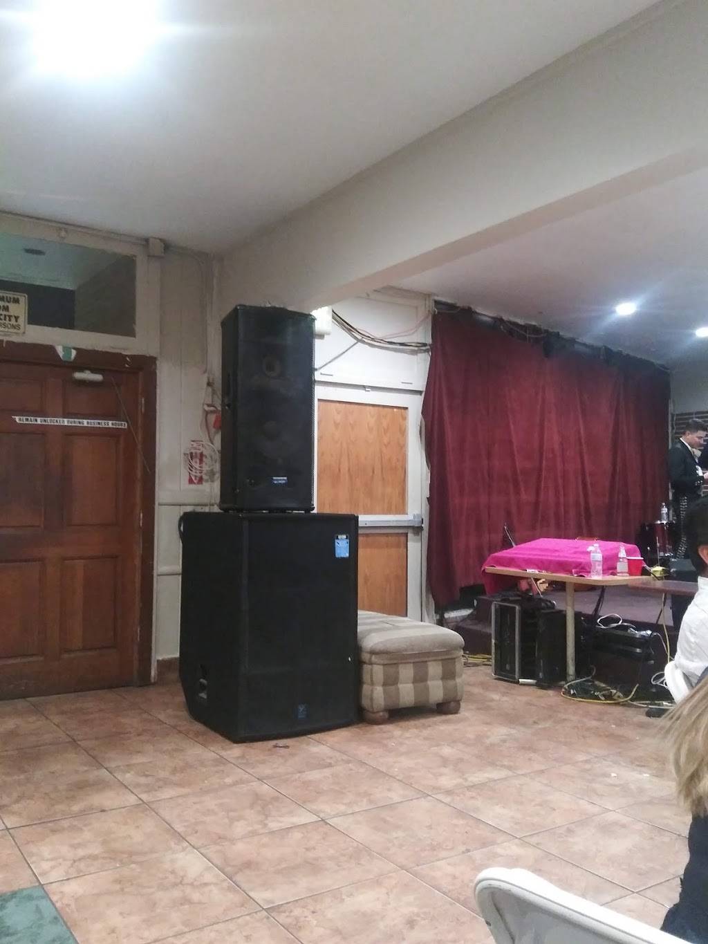 Mariscos La Coqueta | restaurant | 118 W Chapel St, Santa Maria, CA 93458, USA | 8057391124 OR +1 805-739-1124