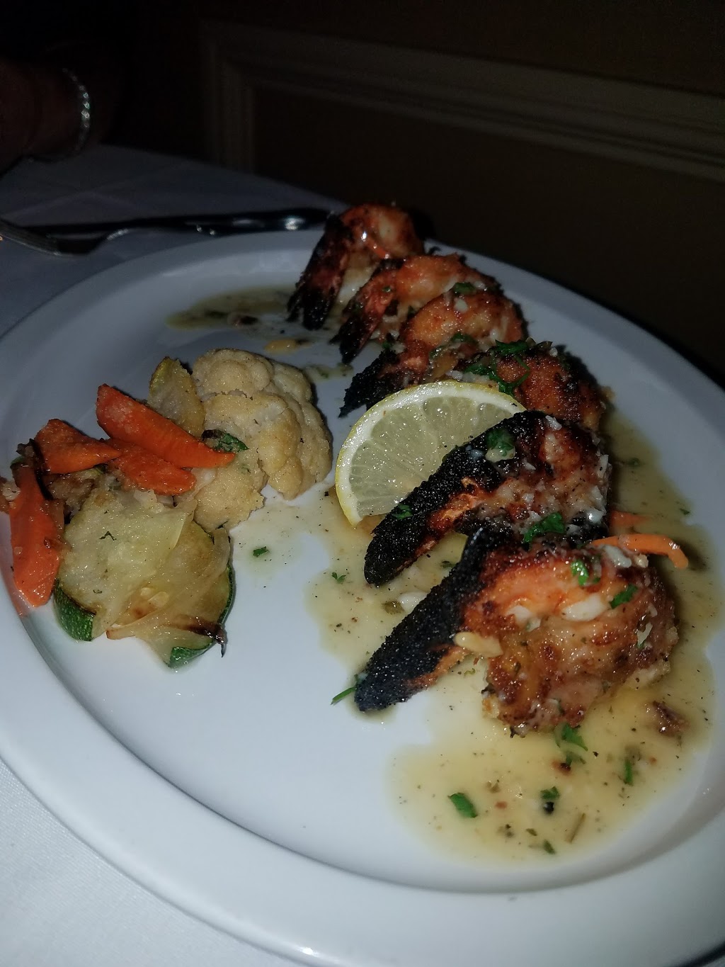 Giovannis On the Hill | restaurant | 5201 Shaw Ave, St. Louis, MO 63110, USA | 3147725958 OR +1 314-772-5958