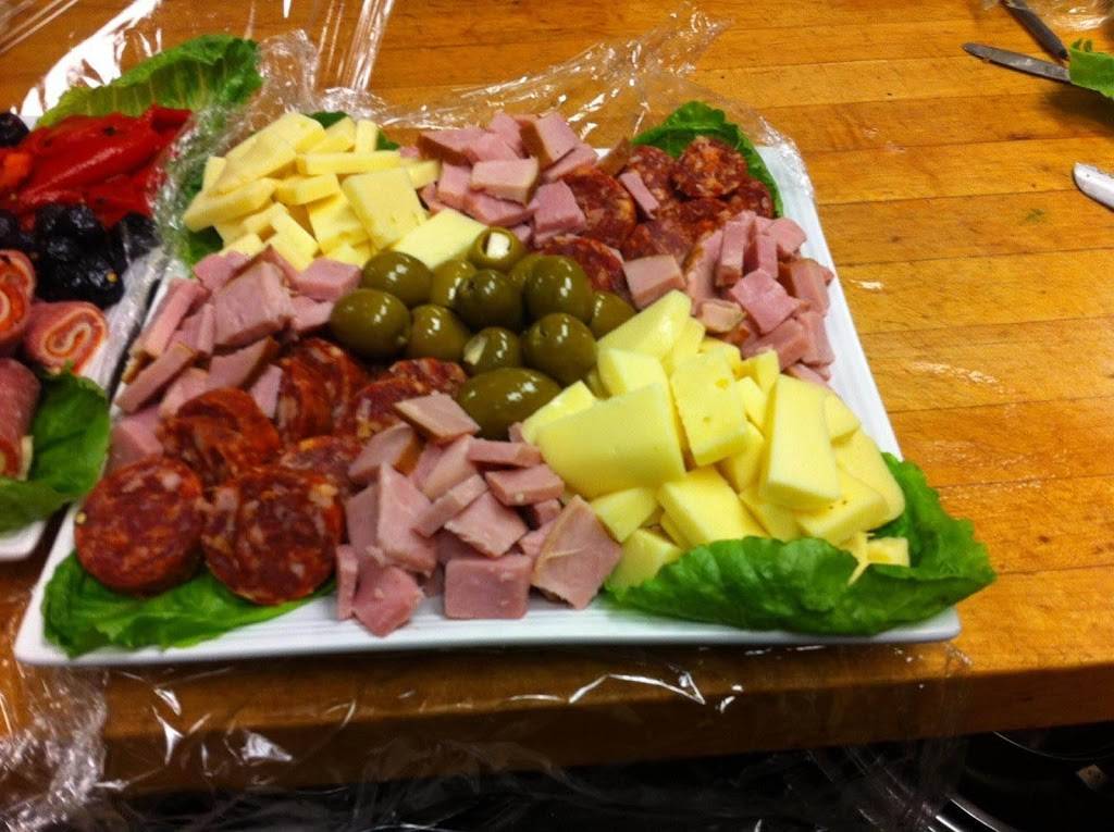 Francescos Italian Restaurant, Deli, Bakery, and Pizzeria | bakery | 7205 Estero Blvd, Fort Myers Beach, FL 33931, USA | 2394635634 OR +1 239-463-5634