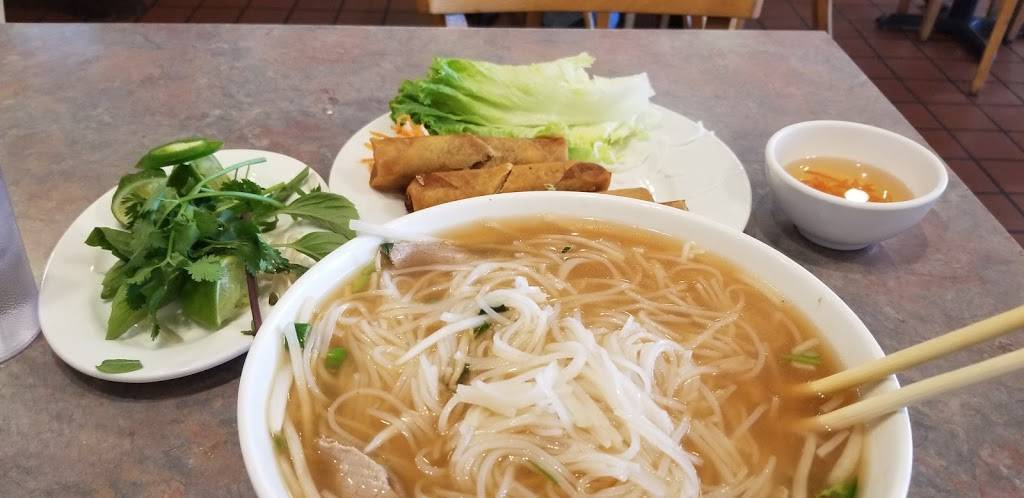 Pho Oh Tasty | restaurant | 2024 N Tustin St, Orange, CA 92865, USA | 7149124305 OR +1 714-912-4305