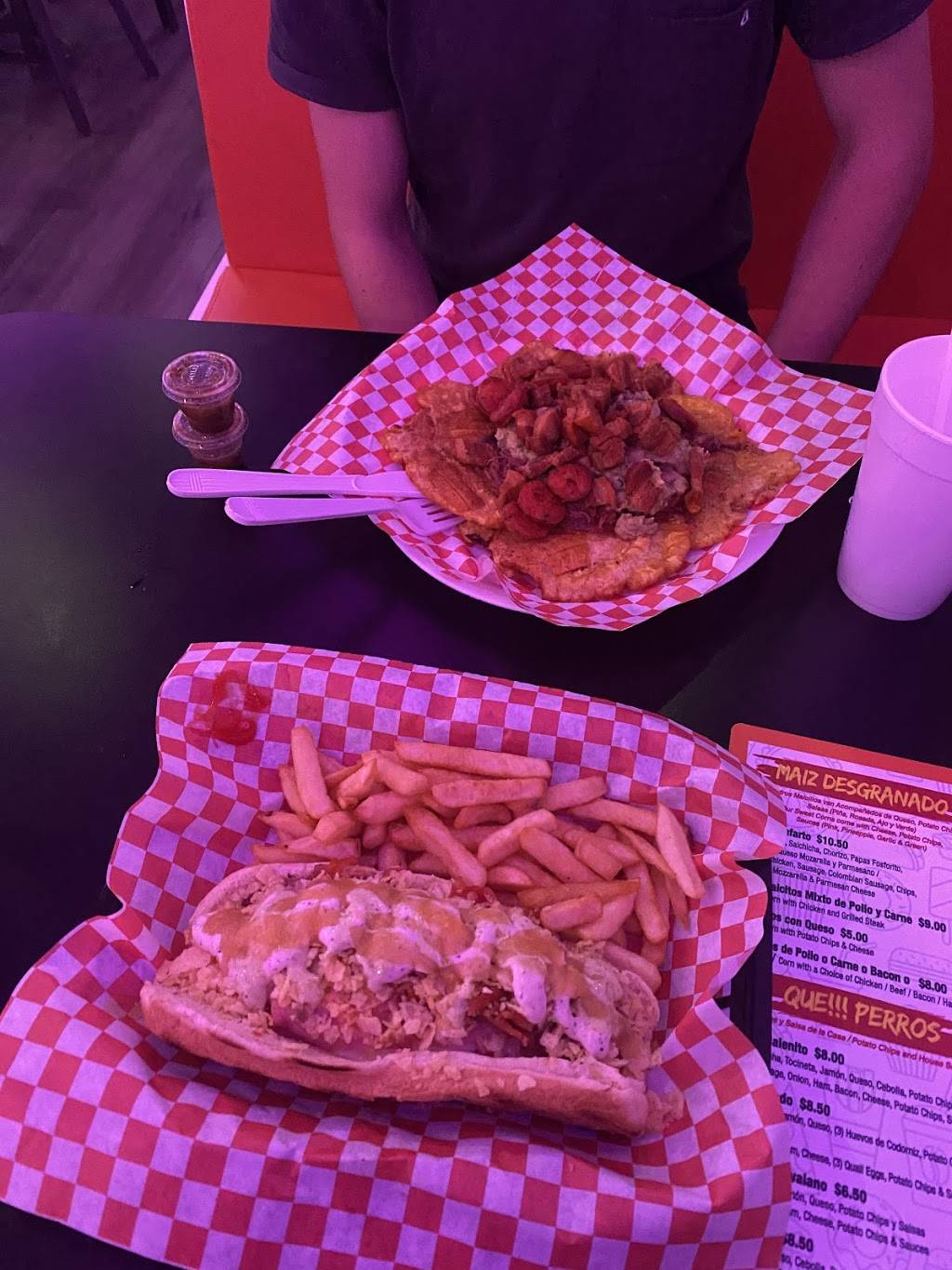 John Mucho Perro | restaurant | 7794 NW 44th St, Lauderhill, FL 33351, USA | 7547797501 OR +1 754-779-7501