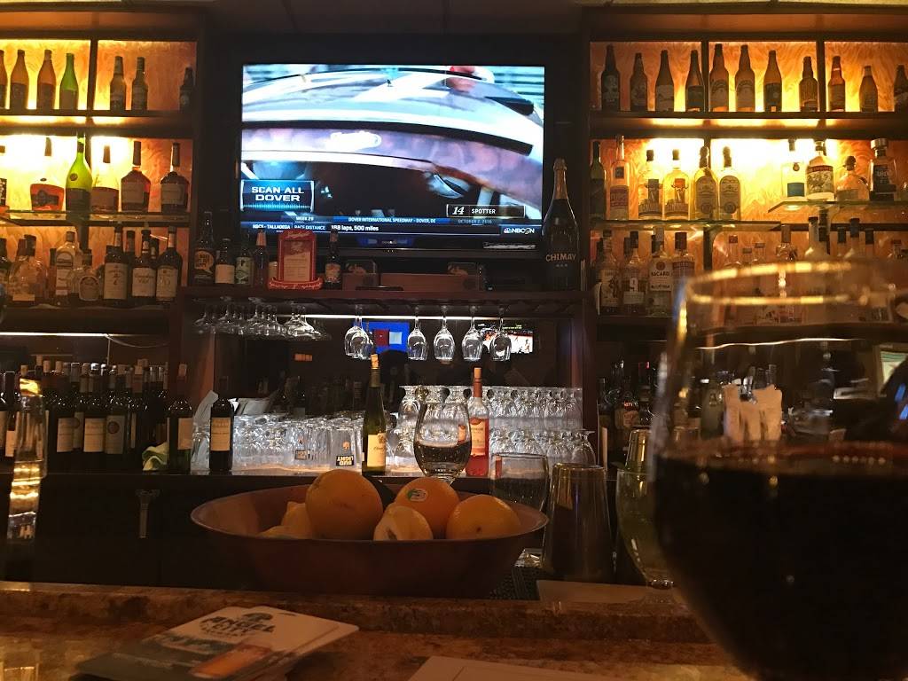 Brewsters Bar & Grill | restaurant | 9750 Airport Blvd, Los Angeles, CA 90045, USA | 3106454600 OR +1 310-645-4600