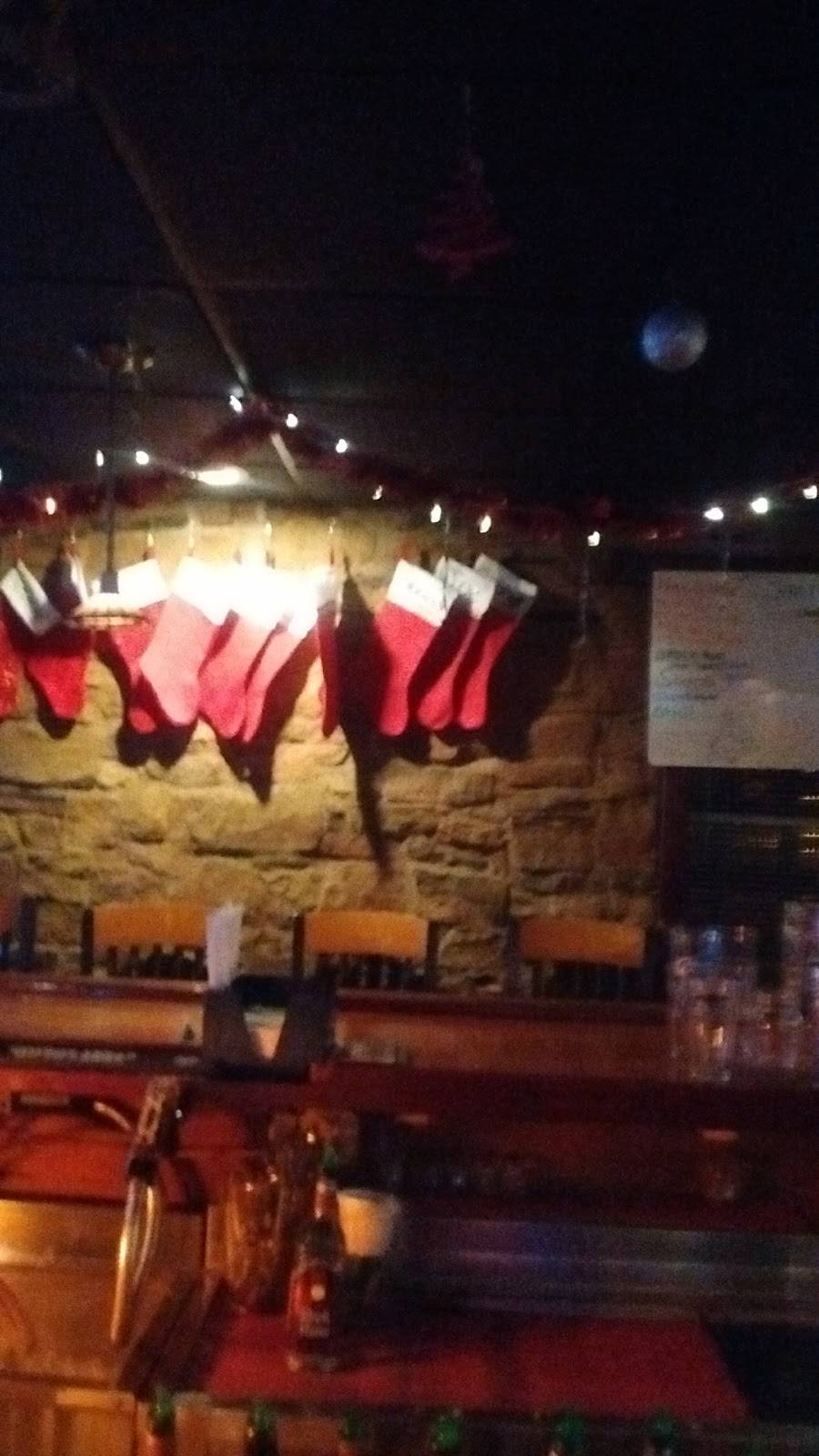 Trum Tavern, Inc | restaurant | 1 E Broad St, Trumbauersville, PA 18970, USA | 2155382445 OR +1 215-538-2445