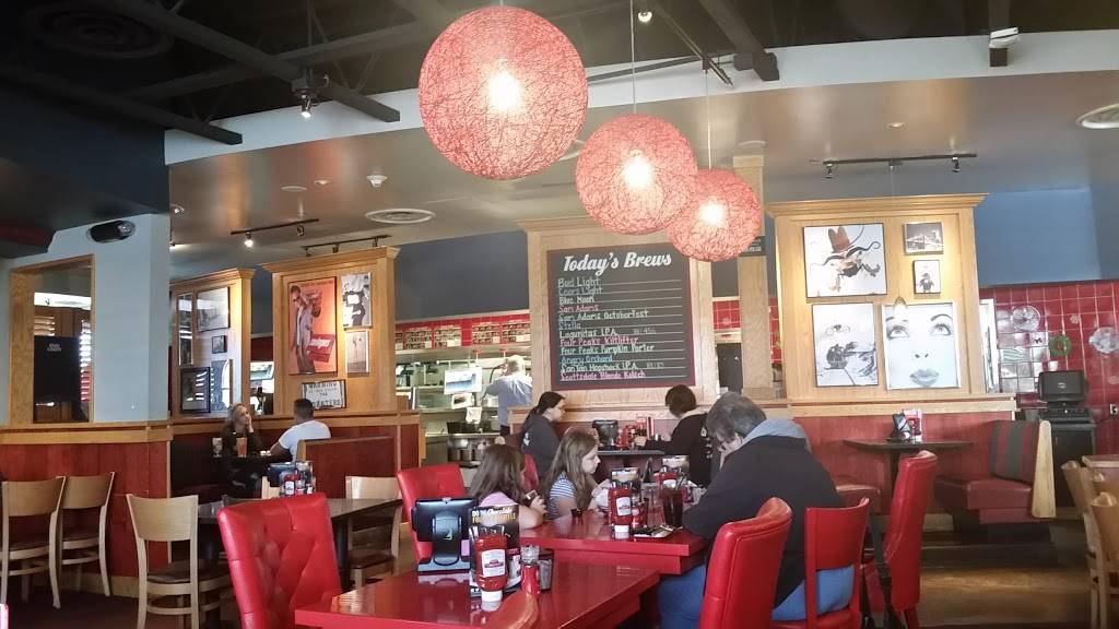 Red Robin Gourmet Burgers and Brews | restaurant | 16233 N 83rd Ave, Peoria, AZ 85382, USA | 6233344600 OR +1 623-334-4600