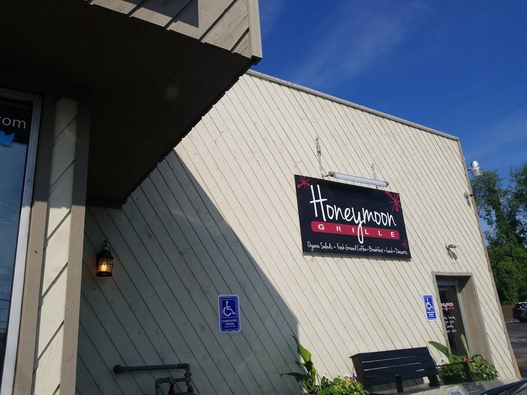 Honeymoon Grille | cafe | 3458 Manchester Rd, Akron, OH 44319, USA | 3306444355 OR +1 330-644-4355