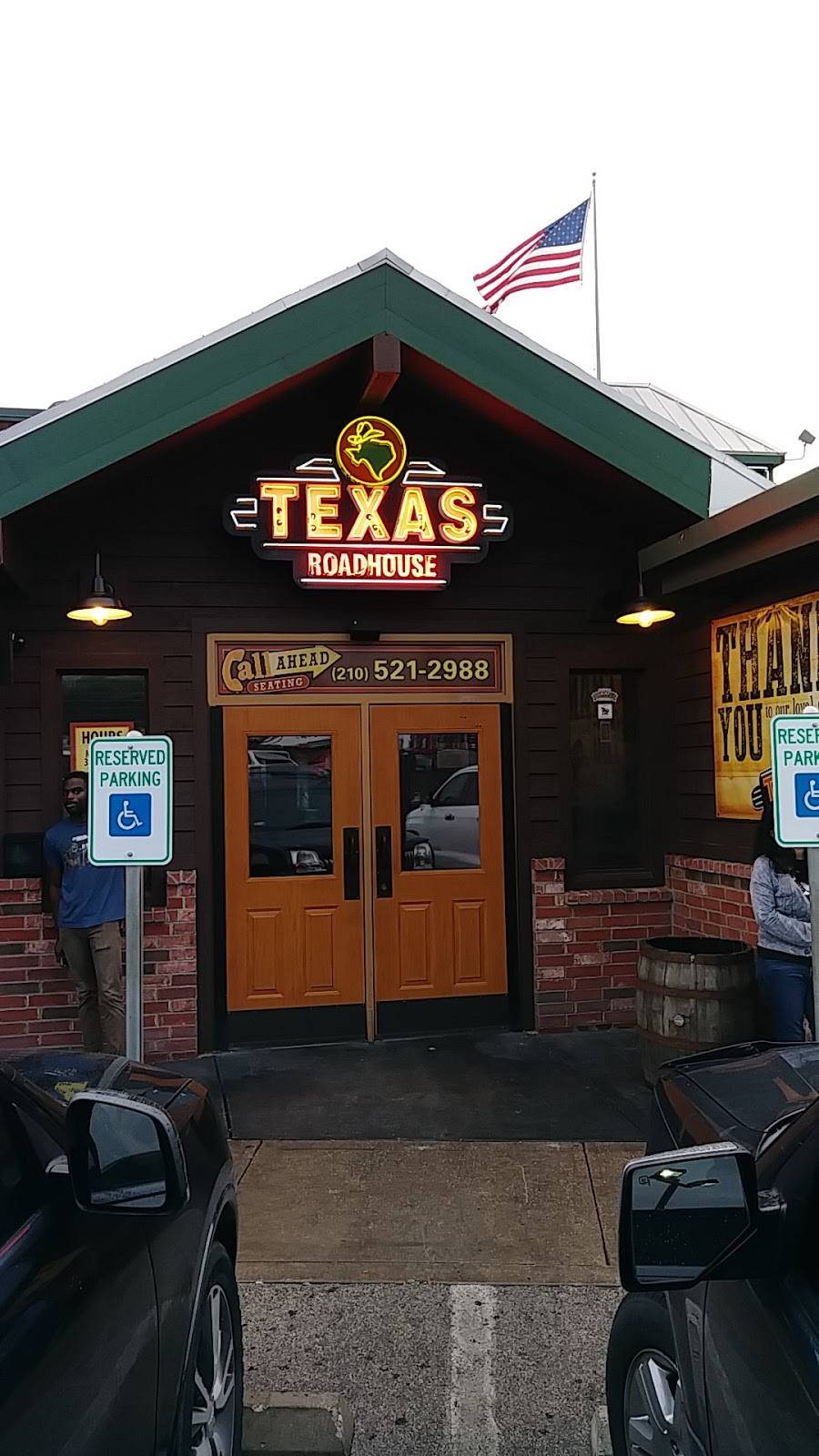 Texas Roadhouse | restaurant | 2893 Cinema Ridge, San Antonio, TX 78238, USA | 2105212988 OR +1 210-521-2988