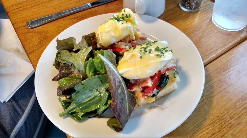 The Right Fork Diner | restaurant | 12 Mattakesett Way, Edgartown, MA 02539, USA | 5086275522 OR +1 508-627-5522