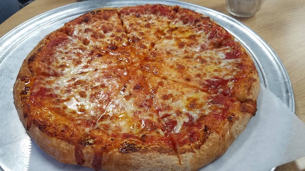 PEPPERONIS PIZZERIA | restaurant | 19975 NW 244th St Unit 10, High Springs, FL 32643, USA | 3864543858 OR +1 386-454-3858