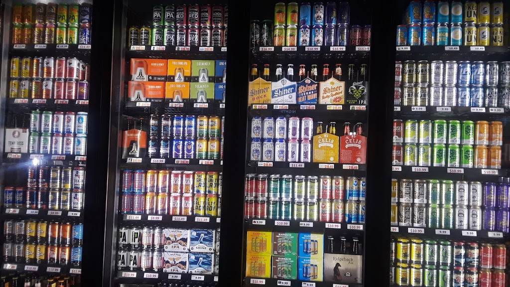 Eddie Deen Crossroads | restaurant | 1004 N Collins St, Arlington, TX 76011, USA | 8177956900 OR +1 817-795-6900