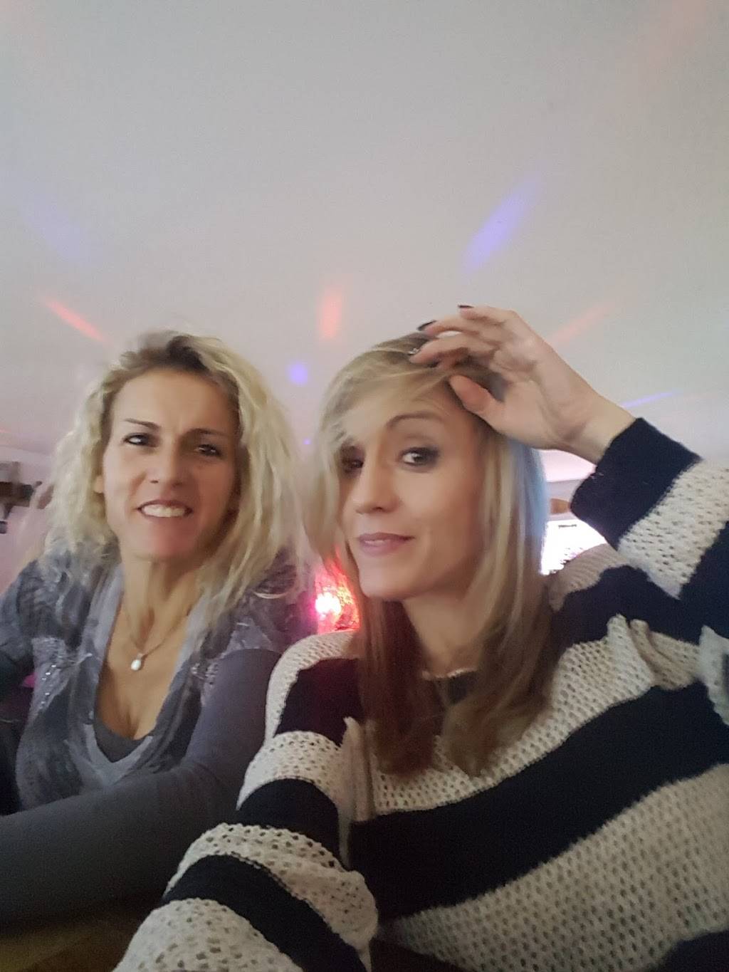 Bushwackers Retreat Hampton Coves Best Kept Secret! | restaurant | 105 Low Gap Rd, Gurley, AL 35748, USA | 2567252337 OR +1 256-725-2337