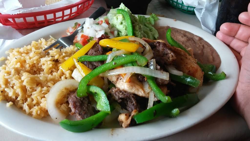 El Gusto Del Pueblo | restaurant | 3714 Broadway Avenue J, Galveston, TX 77550, USA | 4097630410 OR +1 409-763-0410