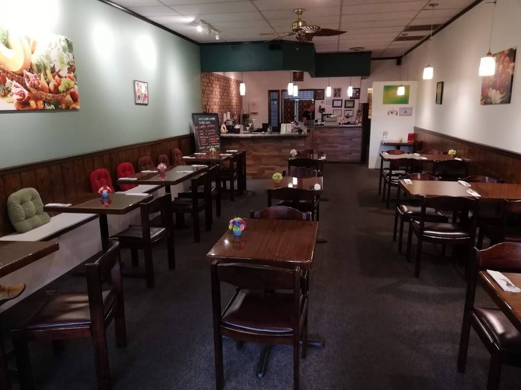 Subdragon 111 Thai Restaurant | restaurant | 74 W Lake St, Addison, IL 60101, USA | 3312252632 OR +1 331-225-2632