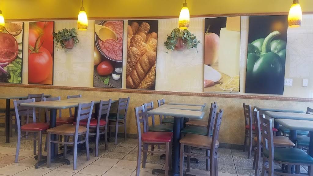 Subway | restaurant | 20301 Grande Oak Blvd, Estero, FL 33928, USA | 2393907109 OR +1 239-390-7109