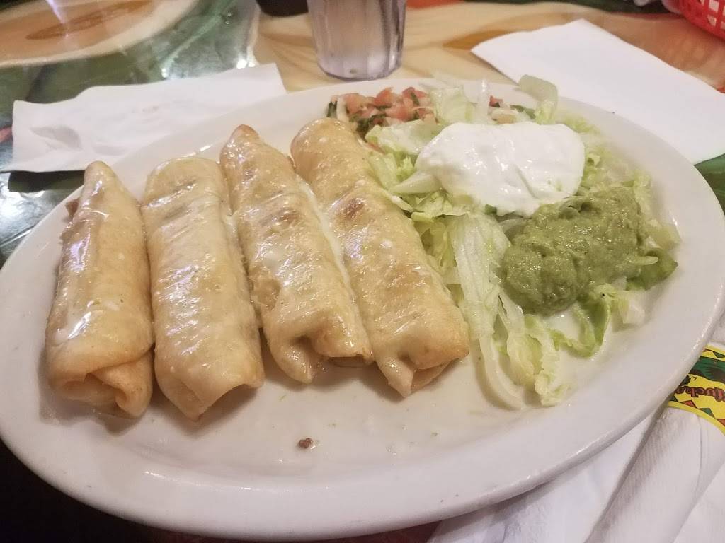 Pelanchos | restaurant | 605 N 12th St, Middlesboro, KY 40965, USA | 6062480303 OR +1 606-248-0303