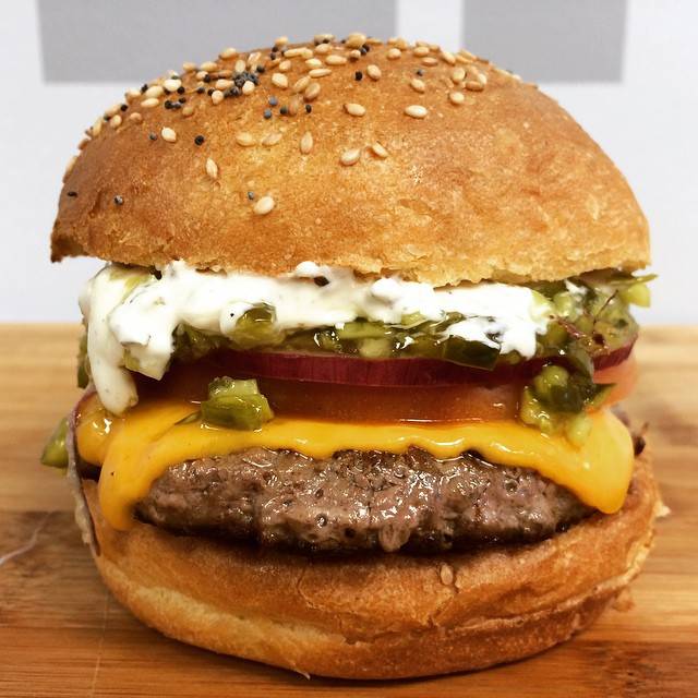 Hero Certified Burgers | restaurant | 1397 Yonge St, Toronto, ON M4T 1Y5, Canada | 6477481322 OR +1 647-748-1322