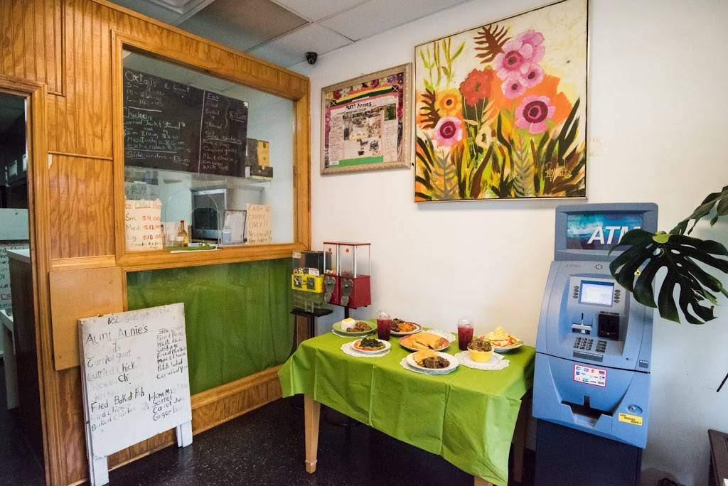 Aunt Annies International Cuisine | restaurant | 122 S 60th St, Philadelphia, PA 19139, USA | 6103501805 OR +1 610-350-1805