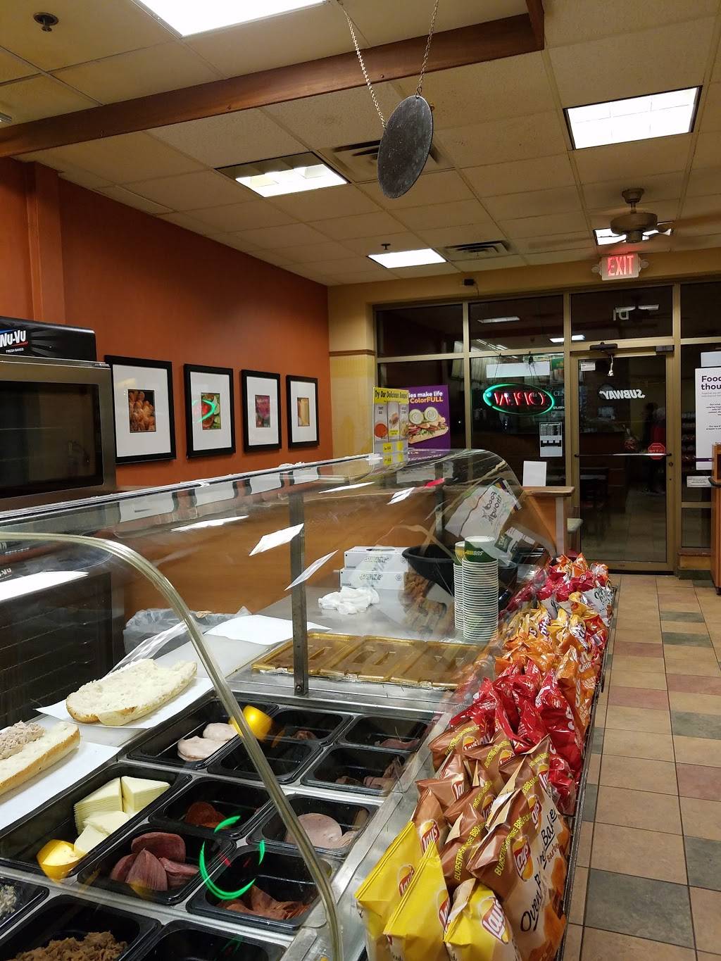 Subway Restaurants | restaurant | 40W222 La Fox Rd Suite D-1, St. Charles, IL 60175, USA | 6305138661 OR +1 630-513-8661