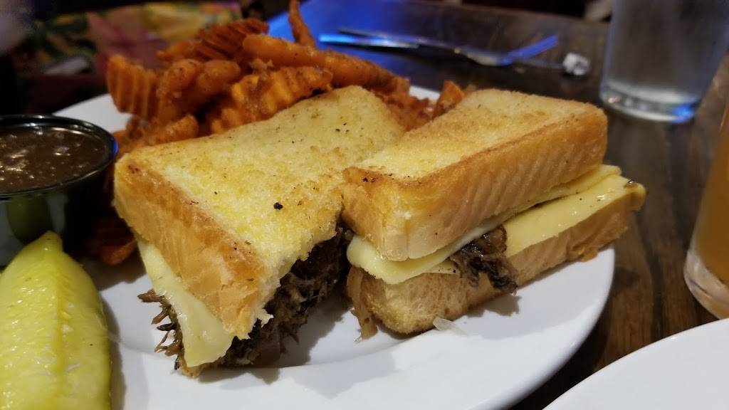 The Old Horseshoe Restaurant and Tavern | restaurant | 65 S Main St, Johnstown, OH 43031, USA | 7409673663 OR +1 740-967-3663