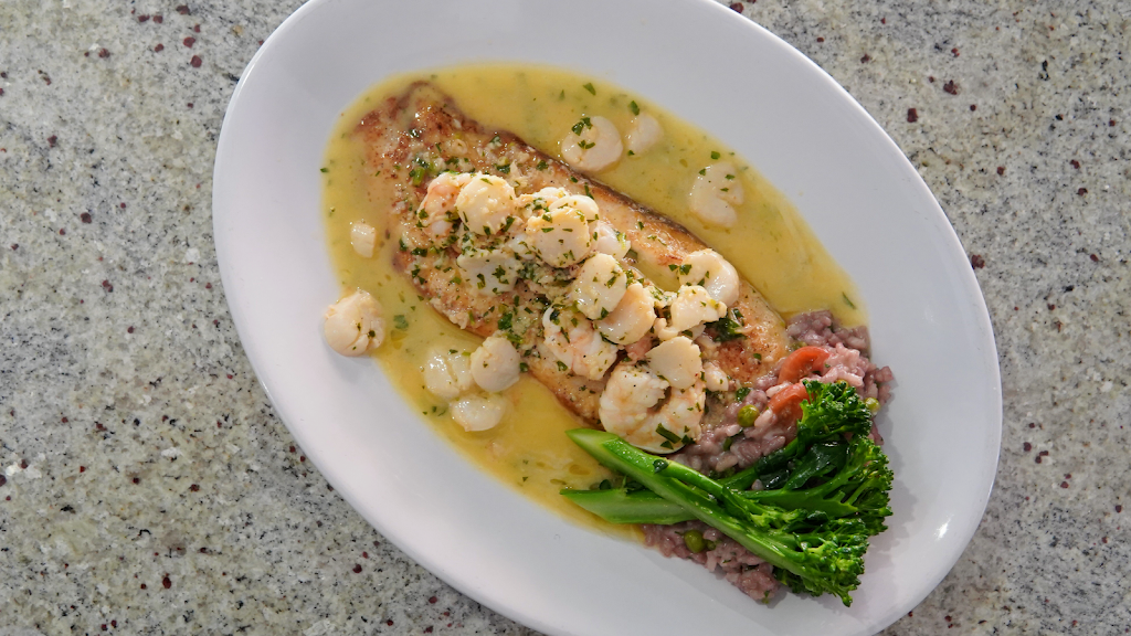 the Glowbal Restaurant & Bar | restaurant | 5151 E Grant Rd, Tucson, AZ 85712, USA | 5203217621 OR +1 520-321-7621