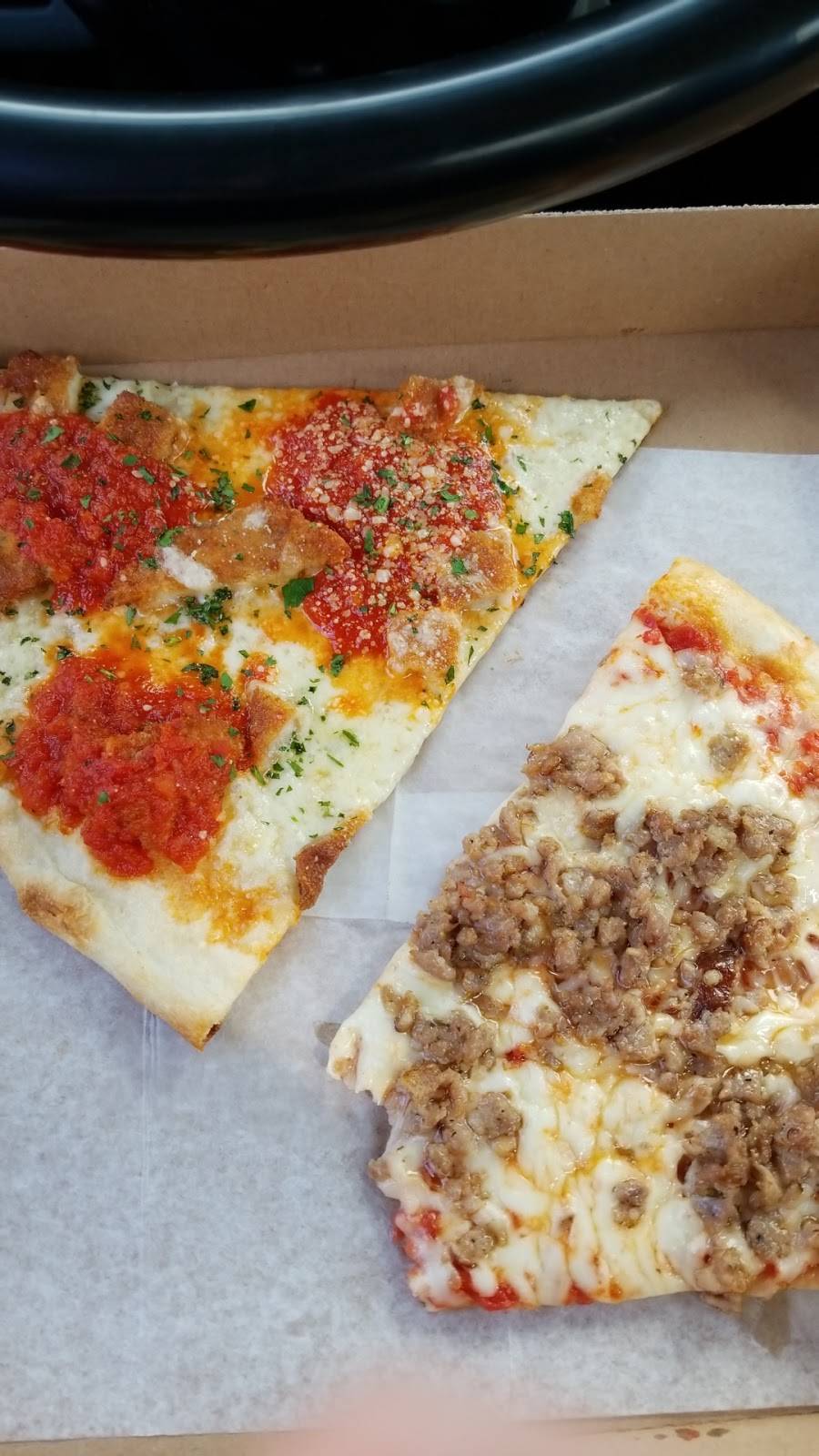 Tre Colore Pizzeria & Restaurant | restaurant | 480 NJ-33, Millstone, NJ 08535, USA | 7324461500 OR +1 732-446-1500