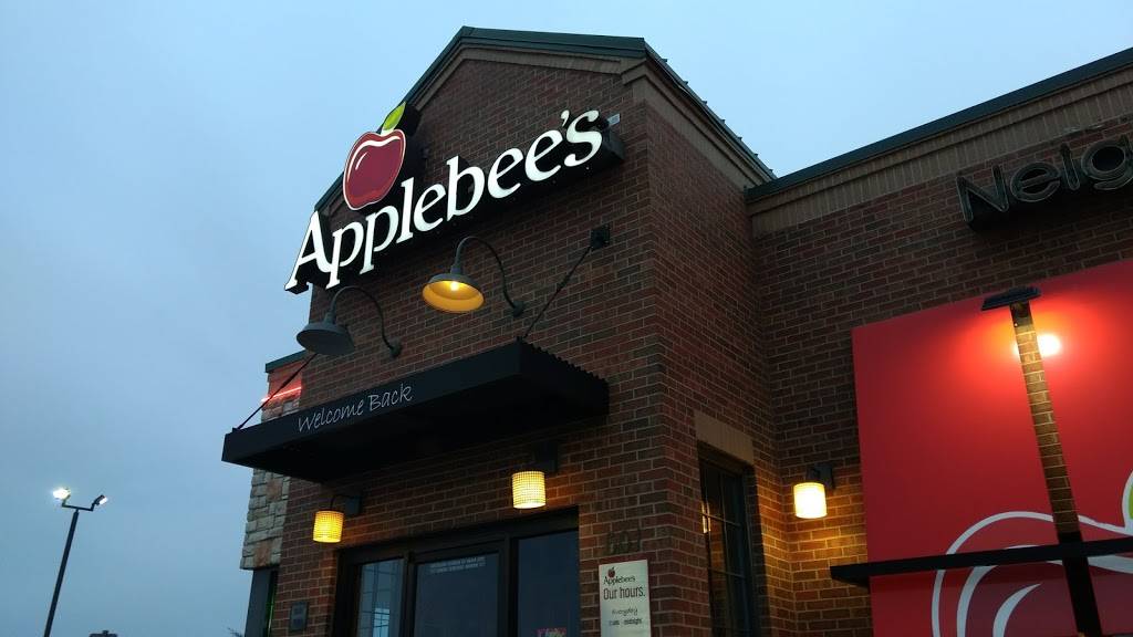 Applebees Grill + Bar | restaurant | 601 Manchester Ln, Newton, KS 67114, USA | 3162849366 OR +1 316-284-9366