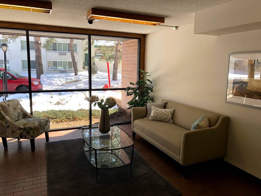 KFC | restaurant | 525 Dodge Ave NW, Elk River, MN 55330, USA | 7634411809 OR +1 763-441-1809