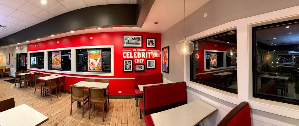 KFC | restaurant | 150 E Dundee Rd, Wheeling, IL 60090, USA | 8472152308 OR +1 847-215-2308