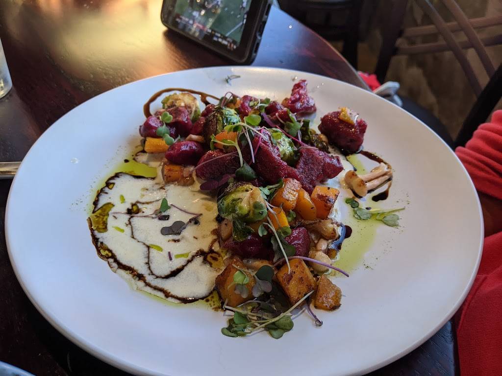 The Maroon Door | restaurant | 418 N Main St, Blacksburg, VA 24060, USA | 5406057418 OR +1 540-605-7418