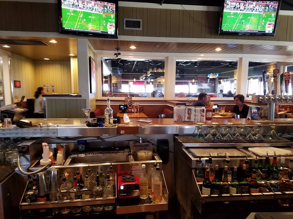 Chilis Grill & Bar | restaurant | 590 Farrington Hwy, Kapolei, HI 96707, USA | 8086938722 OR +1 808-693-8722