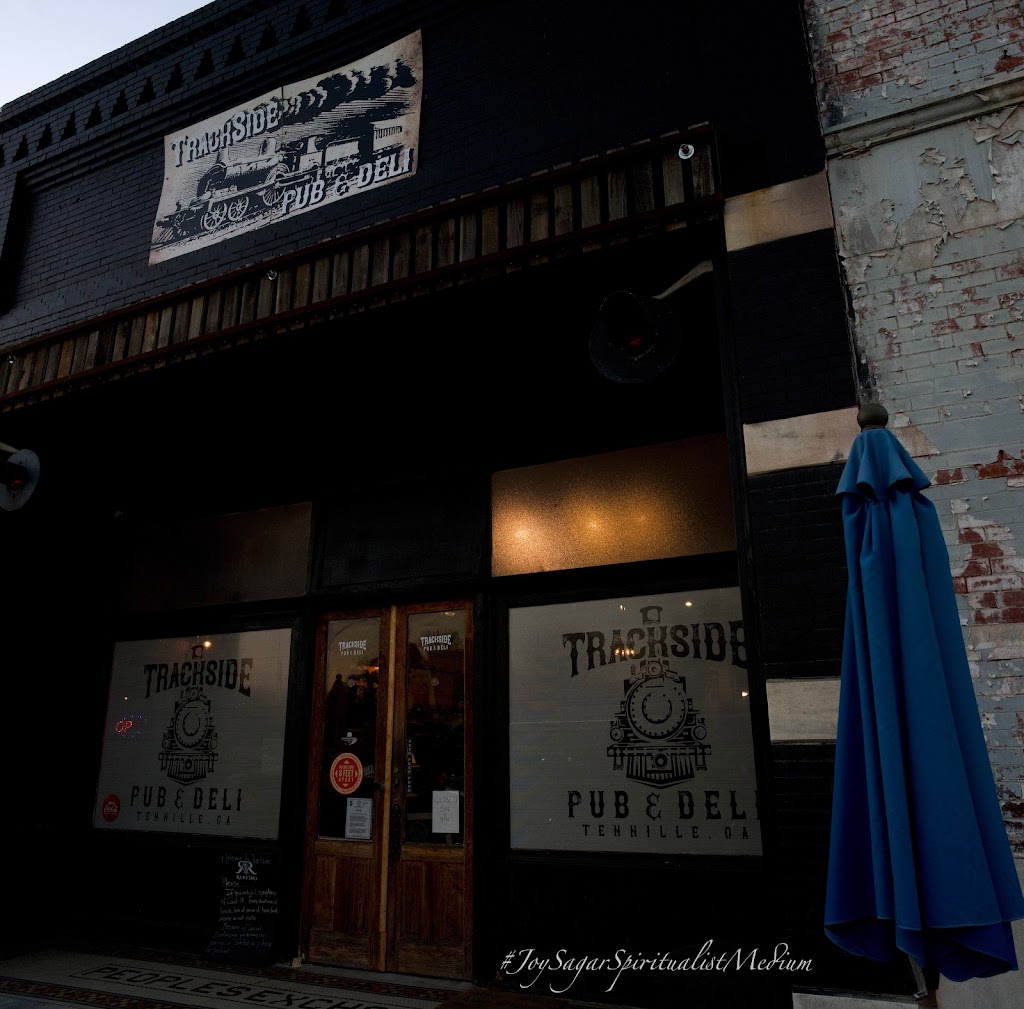 Trackside Pub & Deli | restaurant | 102 W North Central Ave, Tennille, GA 31089, USA | 4785216077 OR +1 478-521-6077