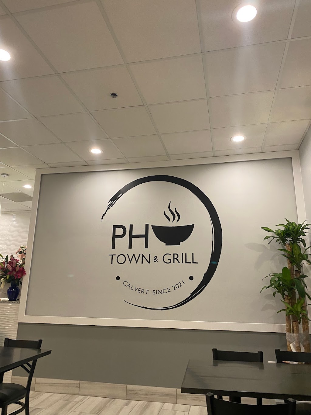 Pho Town | restaurant | 746 N Prince Frederick Blvd, Prince Frederick, MD 20678, USA | 4432957409 OR +1 443-295-7409