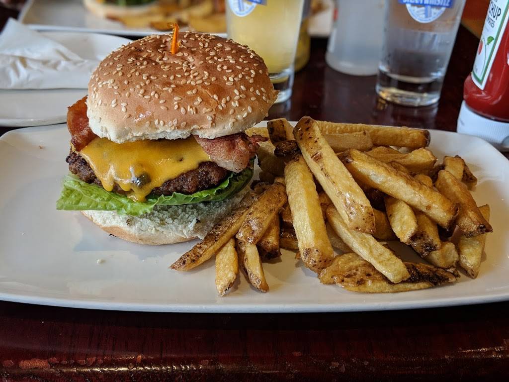 Southside Restaurant & Bar | restaurant | 6061 Hwy 7, Markham, ON L3P 3B2, Canada | 9052097694 OR +1 905-209-7694