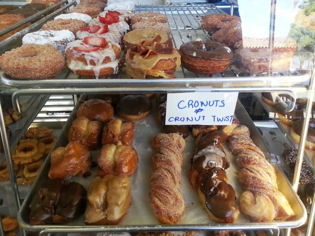 Spudnuts | bakery | 220 W Carrillo St, Santa Barbara, CA 93101, USA | 8058992779 OR +1 805-899-2779