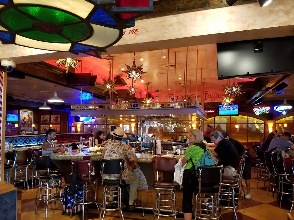 Pappasitos Cantina | restaurant | 2610 International Pkwy, Terminal A, Gate A28, Dallas, TX 75261, USA | 9726153219 OR +1 972-615-3219