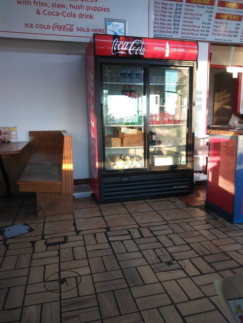 Sharks Fish & Chicken Chicago | restaurant | 2909 Jeffersonville Rd, Macon, GA 31217, USA | 4782546525 OR +1 478-254-6525